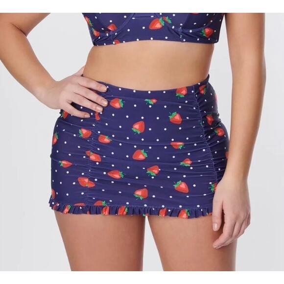 Unique Vintage Navy Strawberry Pin Dot Ruffled Swim Skirt 1X NWOT - Picture 3 of 4